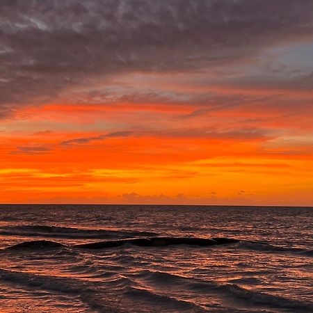 Casa Tom Tom - Adults Only Bed and Breakfast Isla Holbox Exteriör bild