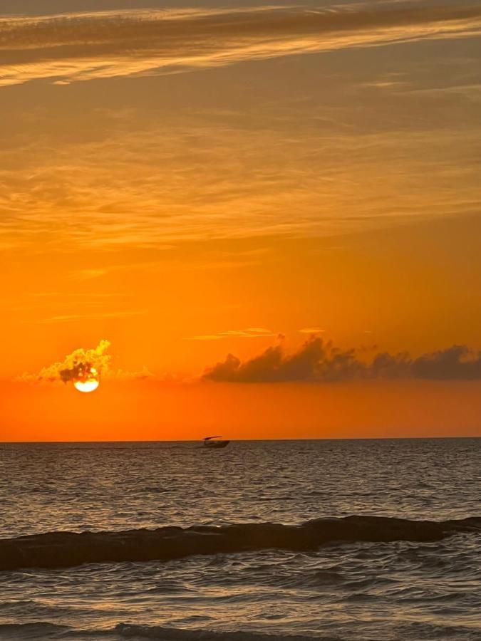 Casa Tom Tom - Adults Only Bed and Breakfast Isla Holbox Exteriör bild